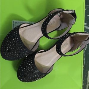Black dress up shoes